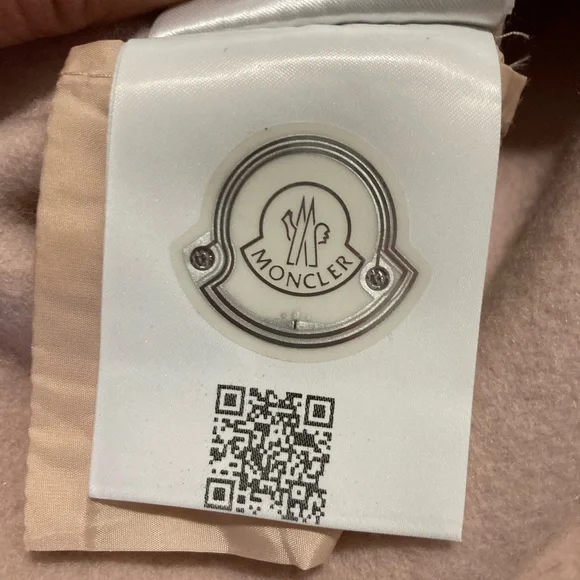 COPY - MONCLER JACKET - Picture 14 of 16